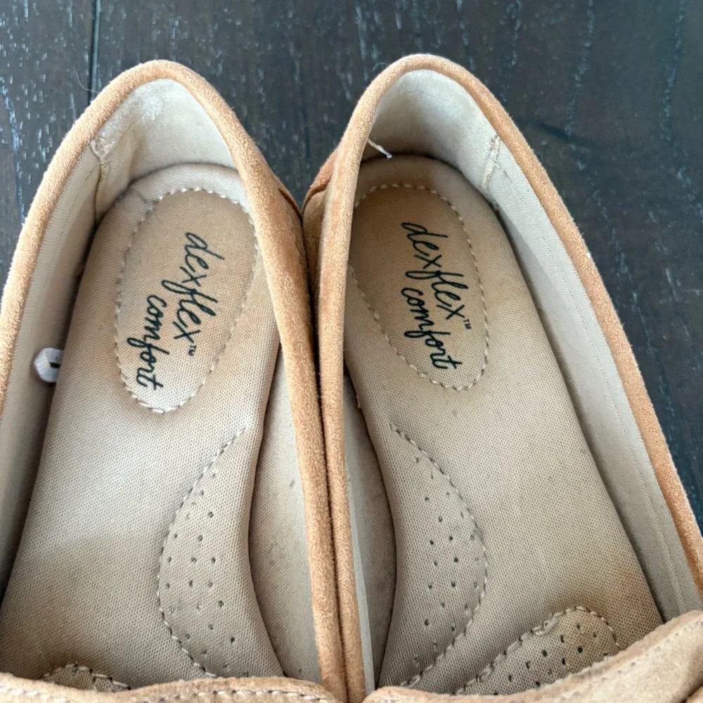 Dexflex Comfort Tan Faux Suede‎ Driving Loafer Moccasin Girls Size 5